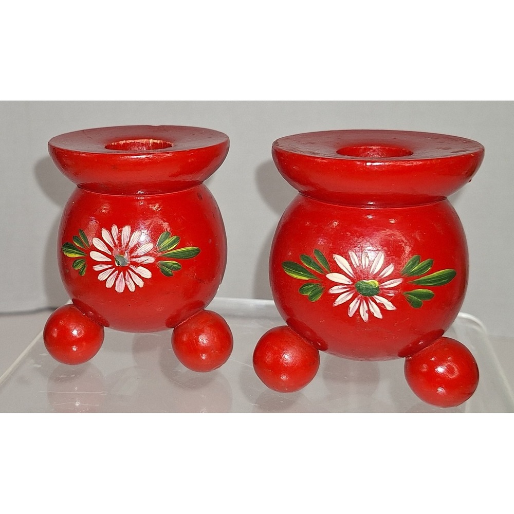 Scandinavian Fifth Avenue Vintage Red Wood Daisy Candle Holder Set Tripod 2pc